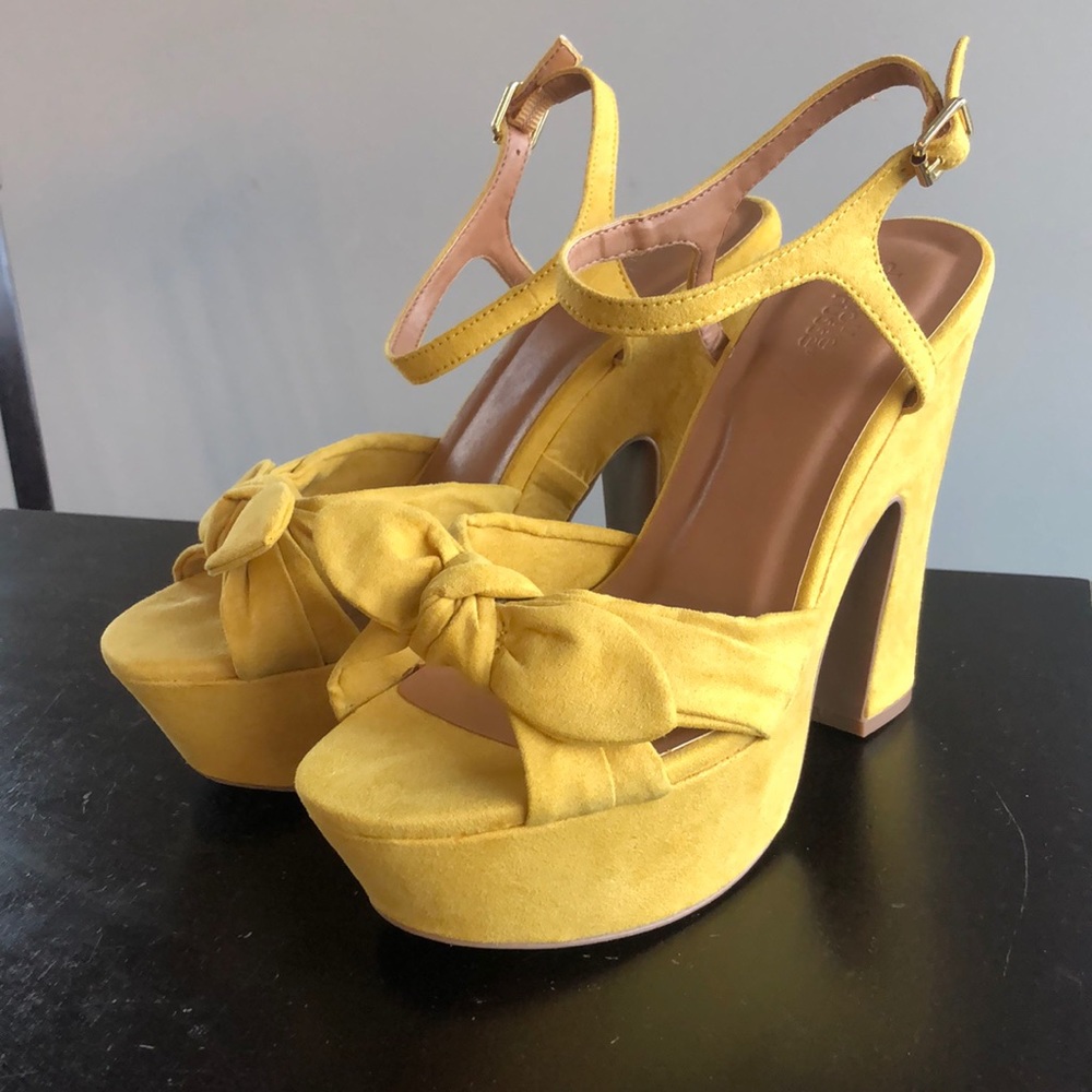 Charlotte Russe Yellow Block Heels😍